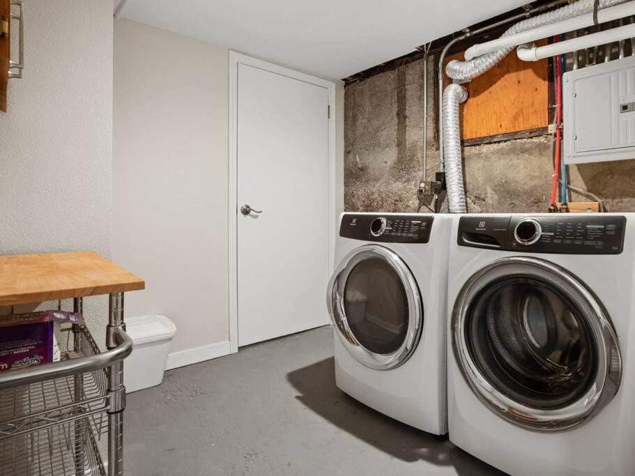 Elegant Richmond Gem Nestled Up To Hawthorne Blvd. Apartamento Portland Exterior foto