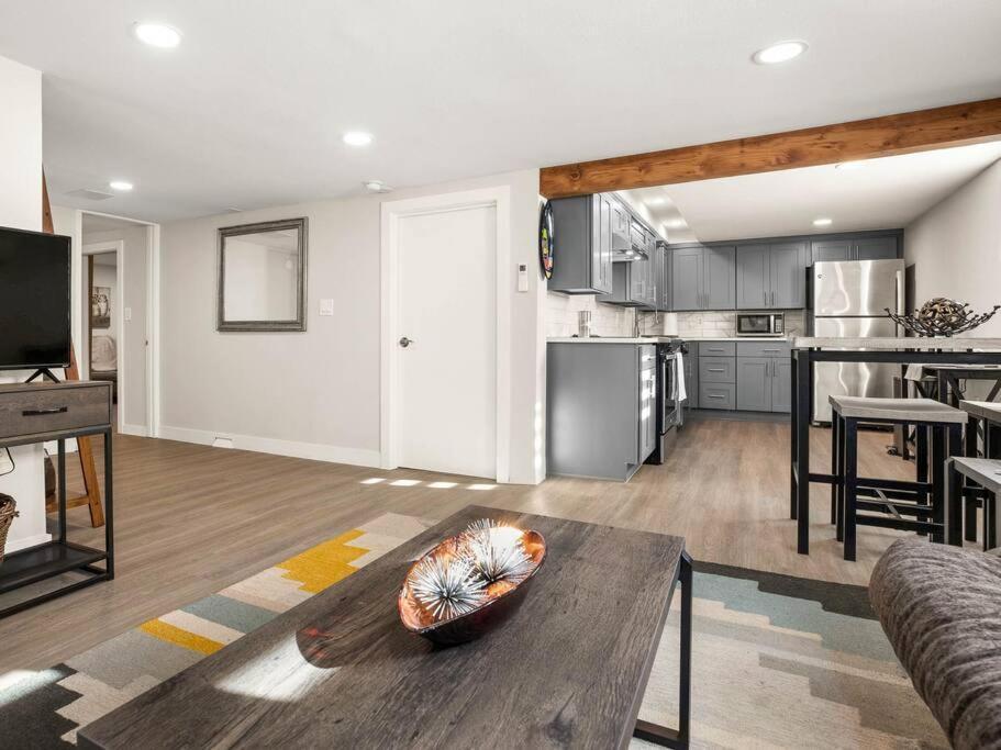 Elegant Richmond Gem Nestled Up To Hawthorne Blvd. Apartamento Portland Exterior foto